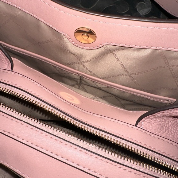 Michael Kors Molly Pink Shoulder Tote - Picture 10 of 12